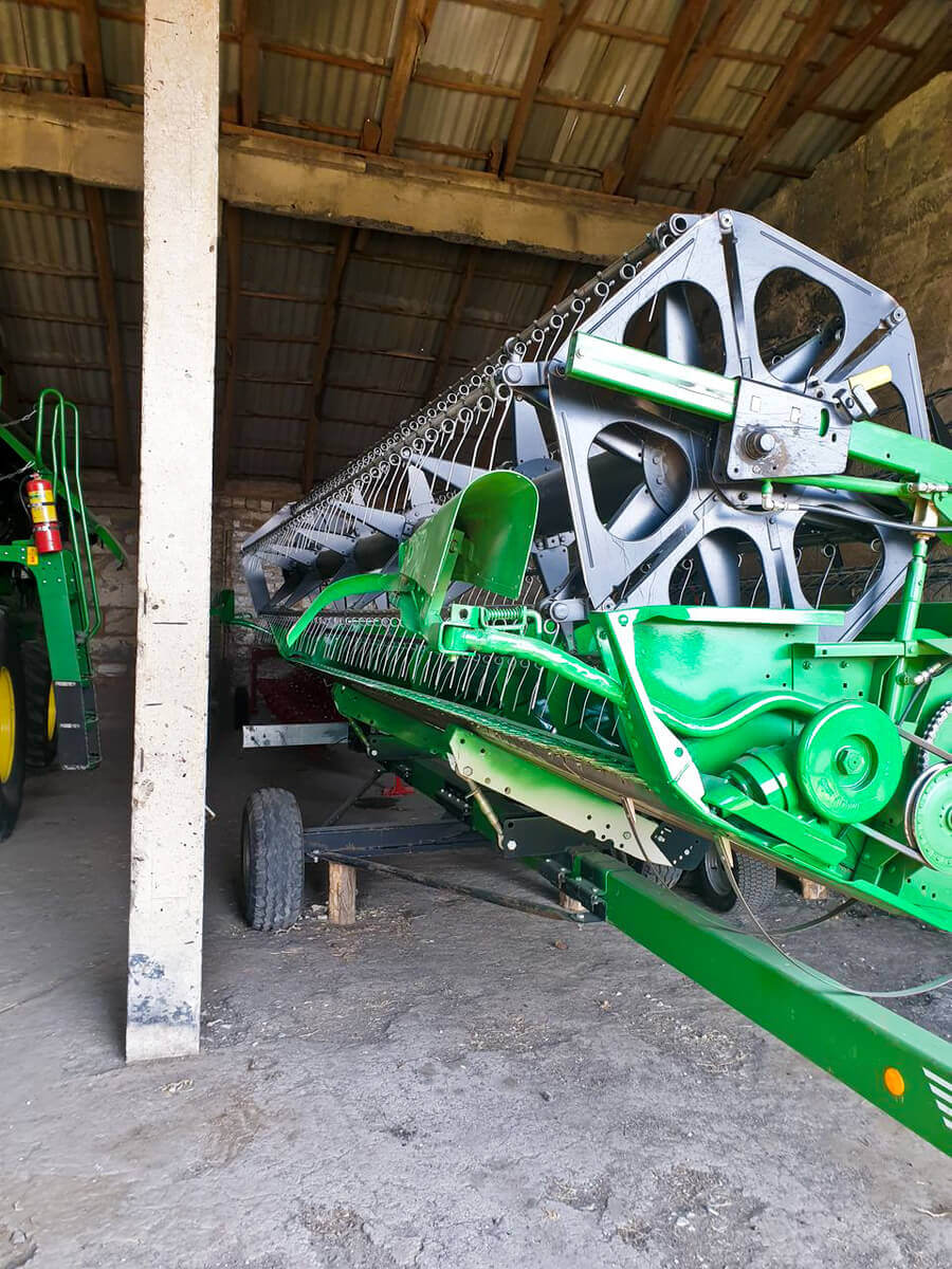 комбайн John Deere 9640i б/у комбайн John Deere 9640i б/у